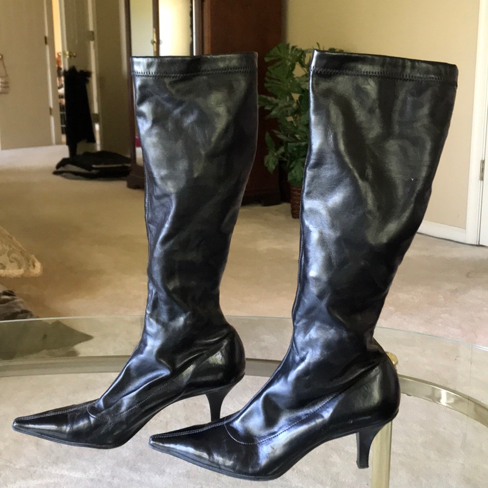 Black boots with stretch calf.